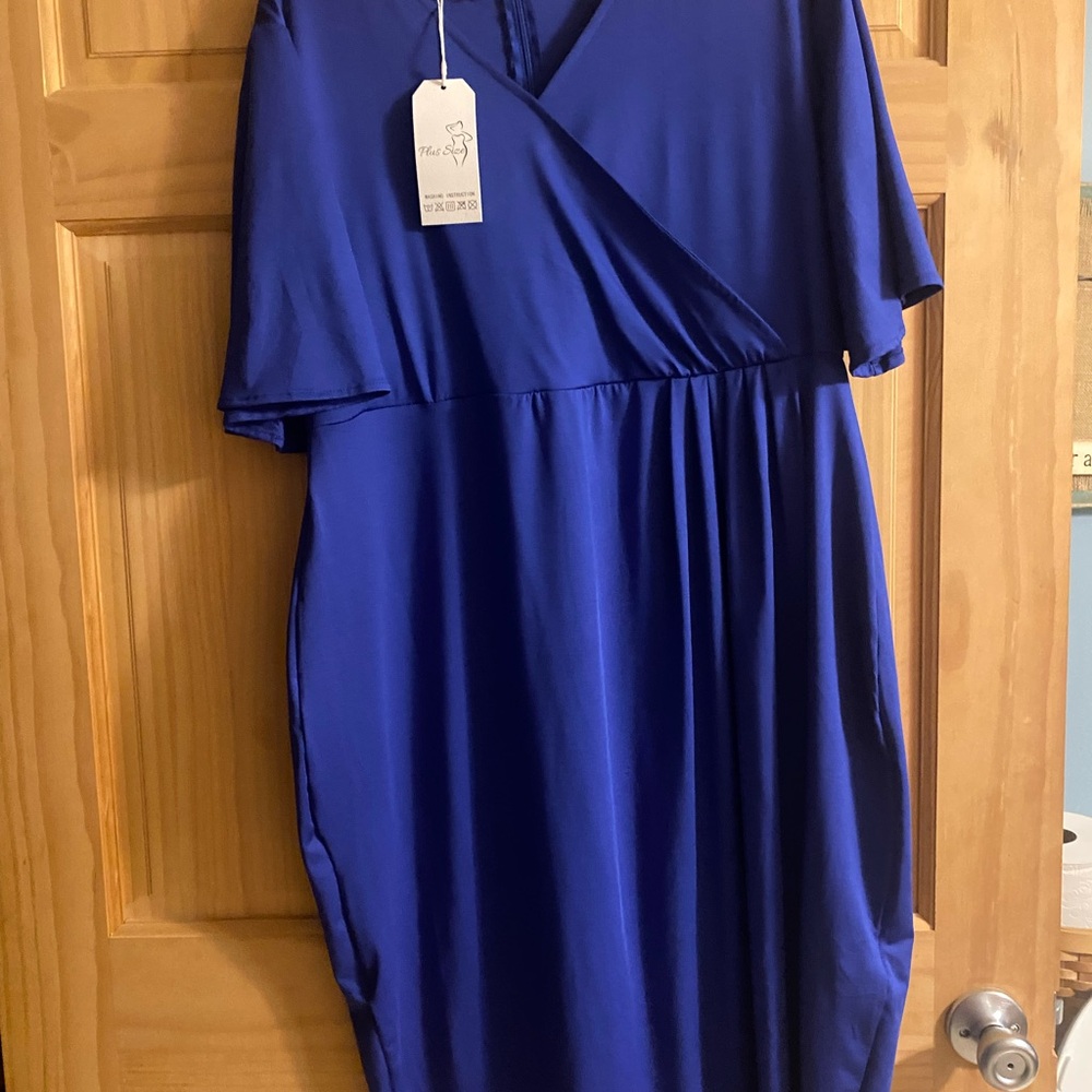 Elegant Blue Midi Dress